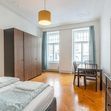 Old Town In Centre With 2 Bedrooms 公寓